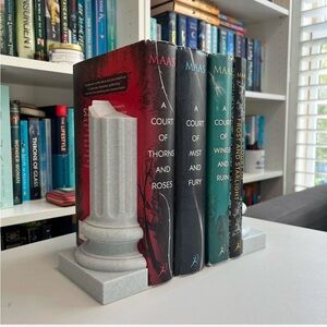 Beautiful Grecian Pillar bookends in grey color (set of 2 pillars)